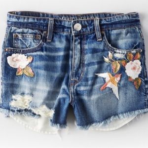 American Eagle vintage Hi-Rise festival embroidered shorts size 2